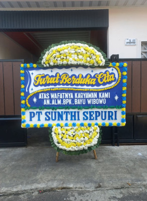 Papan Bunga Duka di Deblod Sundoro